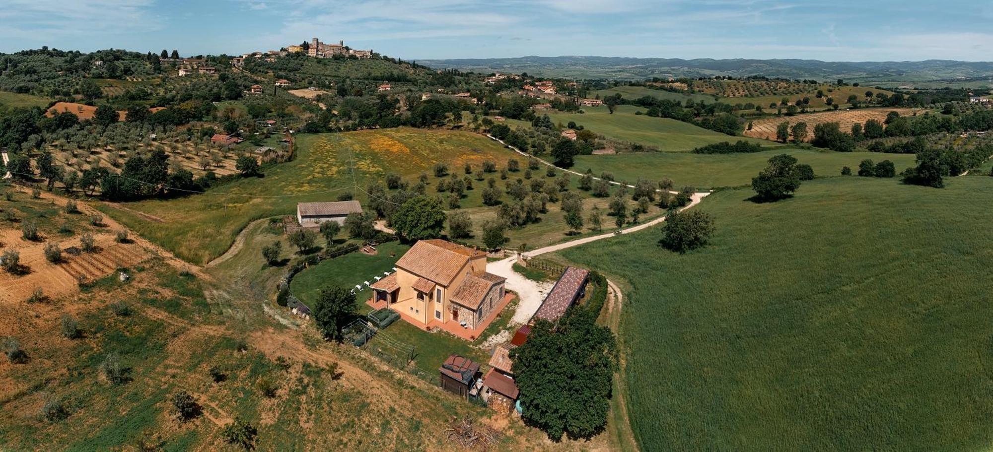 8380 Agriturismo Il Saragiolo Manciano Bagian luar foto